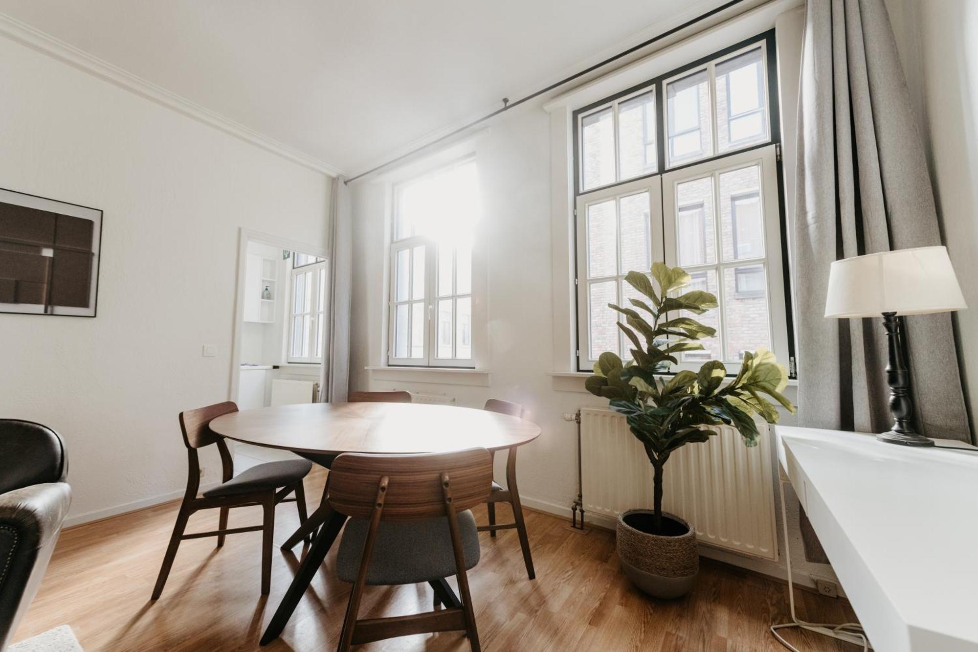 Cathedral View Apartment แอนต์เวิร์ป ภายนอก รูปภาพ